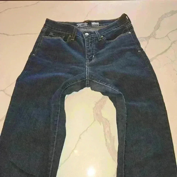Signature Levi Strauss Totally Shaping Skinny Jeans Dark Demin Size 8 Regular - Picture 5 of 11